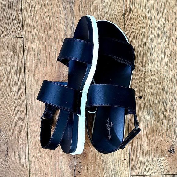 Women's Sandals Ankle Double Strap Adjustable Multiple Sizes NWT - Picture 4 of 4